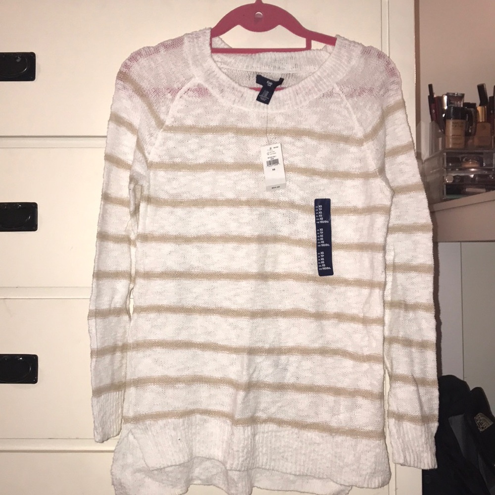 Gap light weight sweater